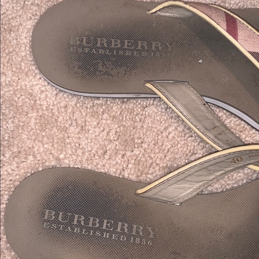Burberry sandals - Picture 2 of 5